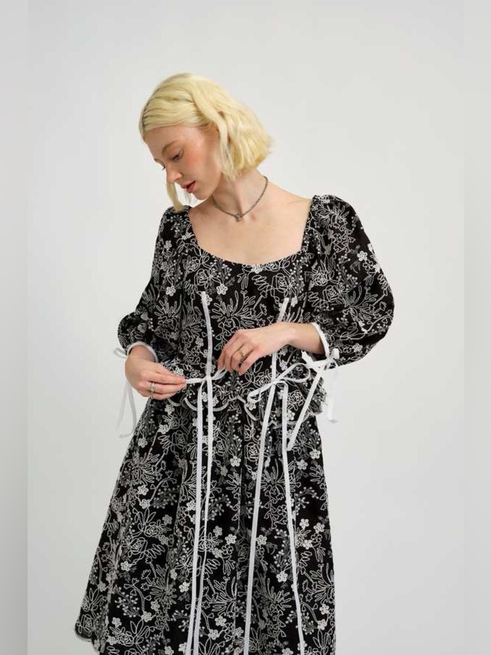 Eliza Faulkner Pascale Dress Size M Black Eyelet NEW Puff Sleeve Scalloped